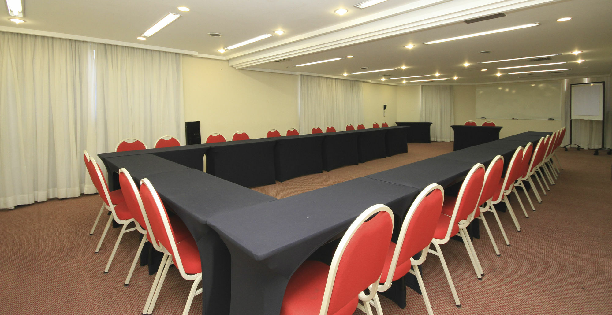 Bienal Ibirapuera Aparthotel เซาเปาโล ภายนอก รูปภาพ